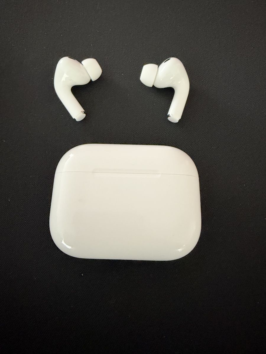 Apple Cuffie: Apple AirPods Pro 3 – Usato da Niederrohrdorf venduto da Laax 1