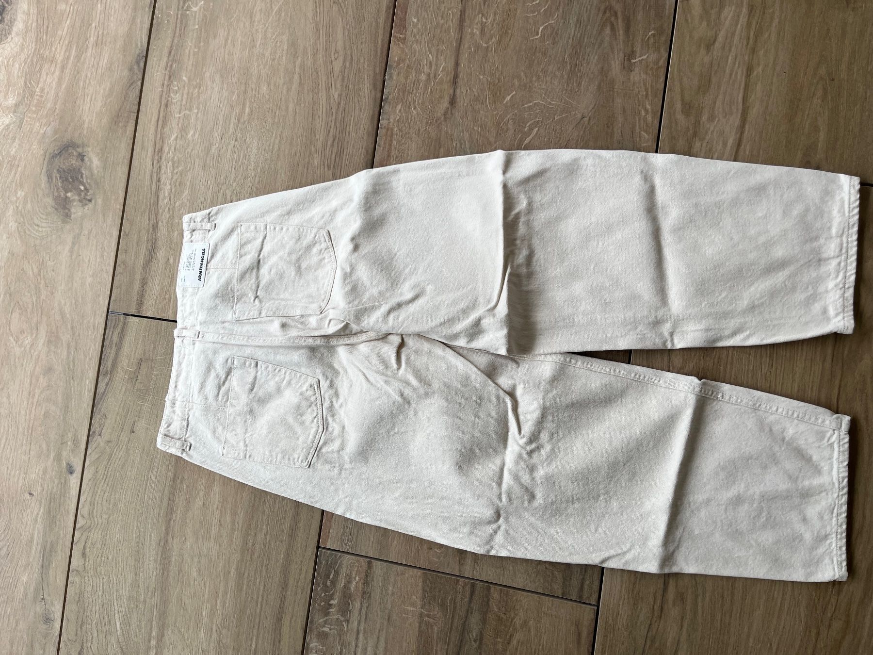 Armedangels Jeans: armed angels jeans weiss – Gebraucht aus Zuzwil SG von dieschnellemichelle 1