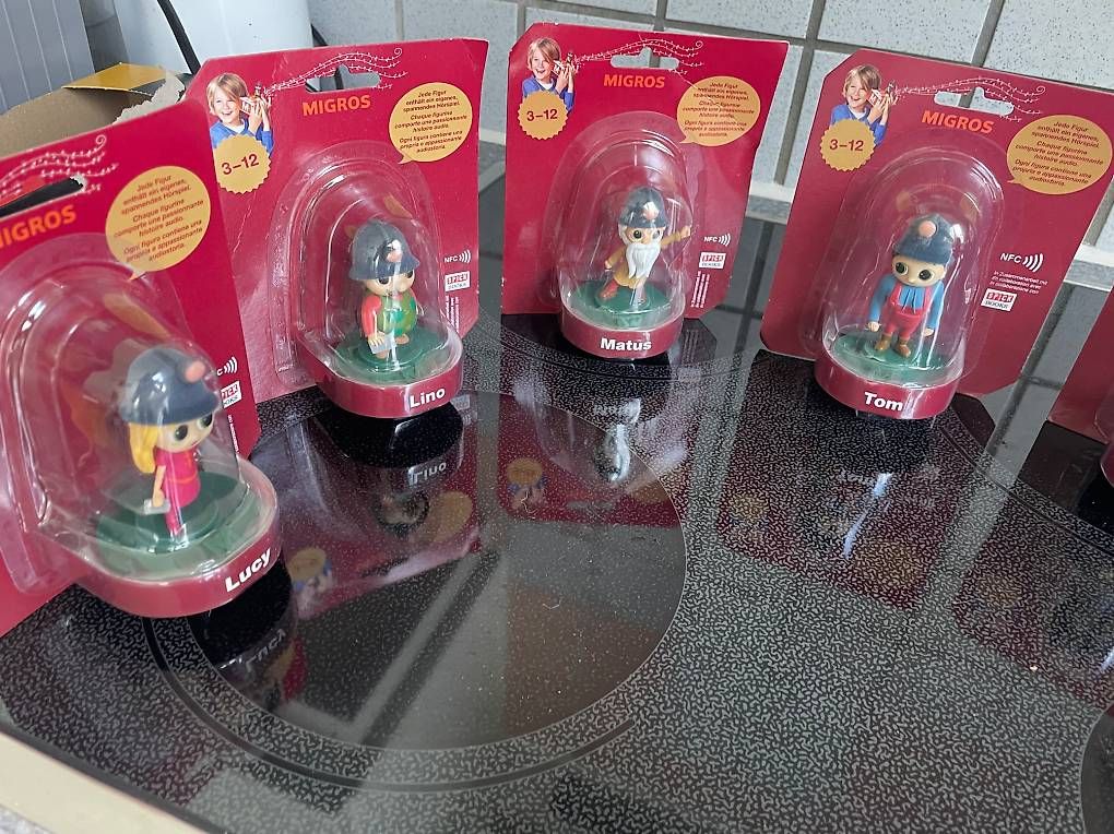 Giocattoli: Migros Figuren, Spielzeug – Usato da Zürich venduto da SuzanY01 1