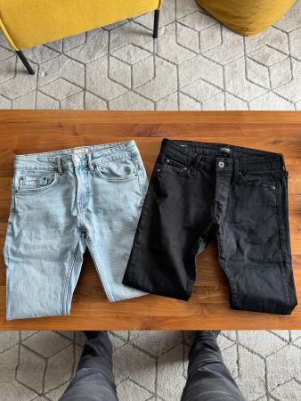 Lot de 2 pantalons en taille 30/30 - Jack&Jones - Pull&Bear