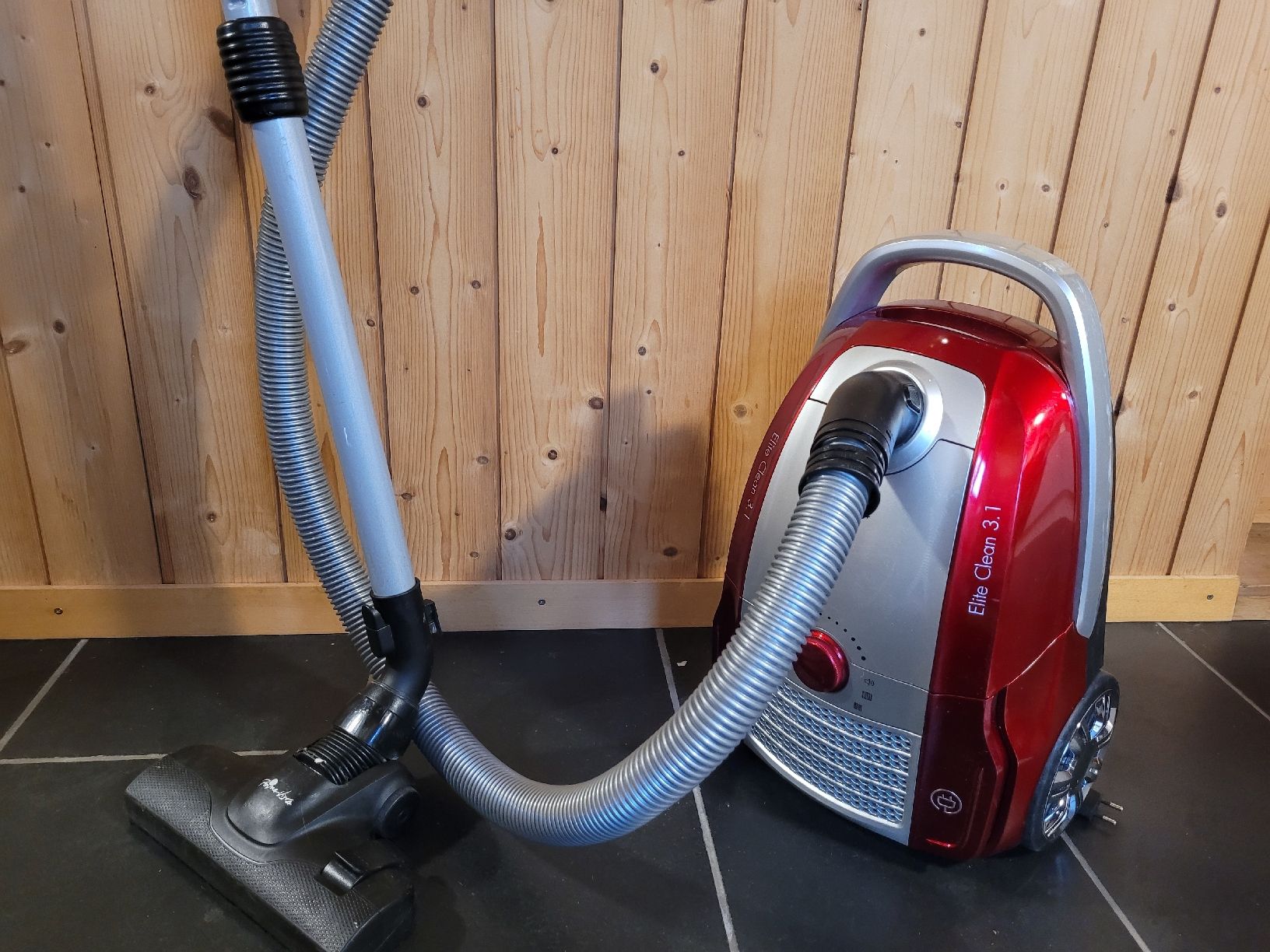 Aspirapolveri & Accessori: Staubsauger – Usato da Meiringen venduto da larissa148