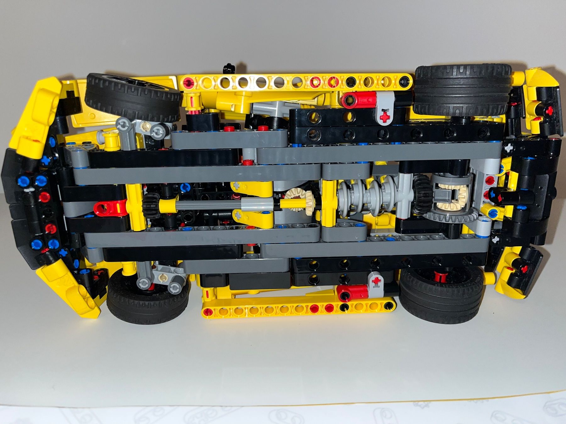 Lego Giocattoli: LEGO Technic 732 Teile Chevrolet Corvette Stingray – Usato da Stäfa venduto da Exclusive0 4