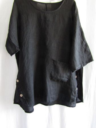 Gr. 46/52, Leinentunika in Schwarz mit Tasche von LesFreres