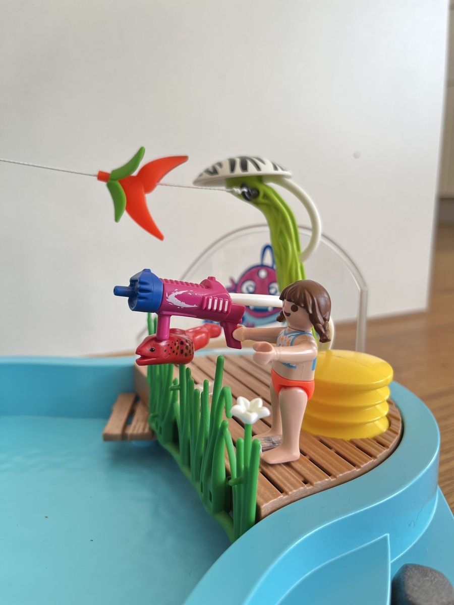 Playmobil Giocattoli: Playmobil Pool mit Wasserpistole 70610 – Usato da Winterthur venduto da Strubina 3