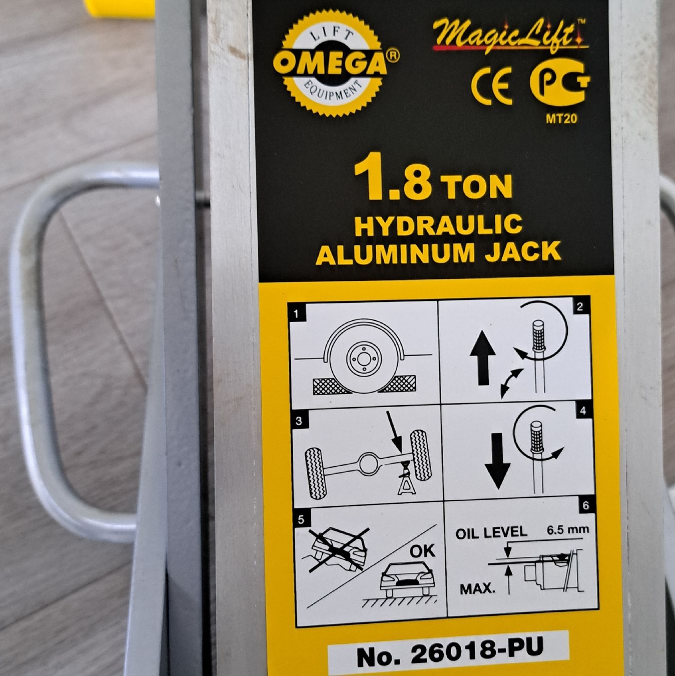 Hebebühne & Wagenheber: Hydraulischer Wagenheber - Omega 1.8T – Neu und originalverpackt aus Reinach BL von HeTra20 4