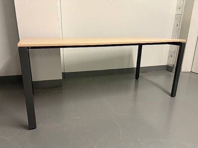 Bigla Tavoli: Tisch Bürotisch Bigla 7 Stück – Usato da Worb venduto da kram01
