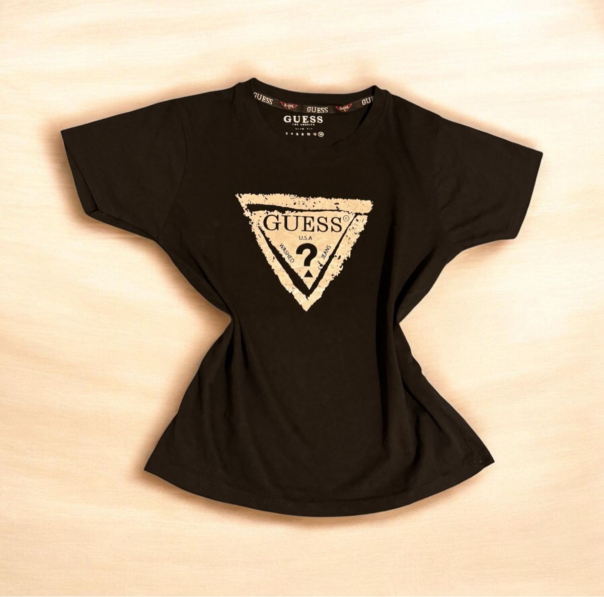 Guess T-shirt: T-shirt Guess – Nuovo (secondo la descrizione) da Châtel-St-Denis venduto da Montclair_Swiss 2