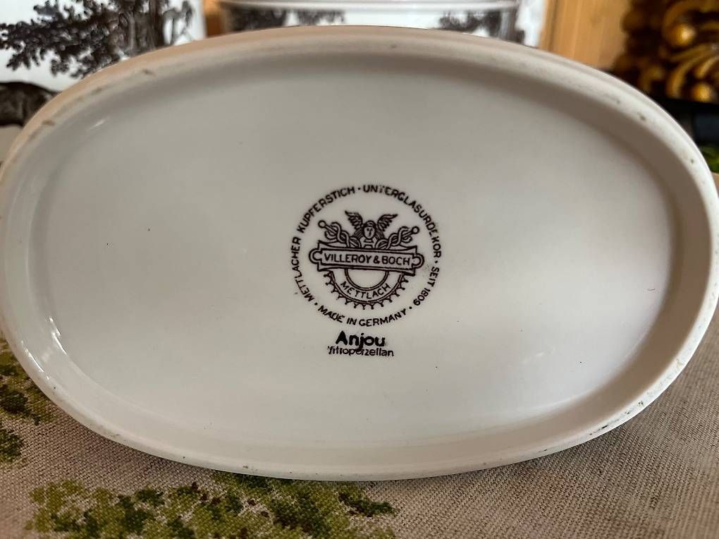 Set di piatti: EXKLUSIVES SERVICE VON VILLEROY & BOCH   – Usato da Thun venduto da amaretti25 4