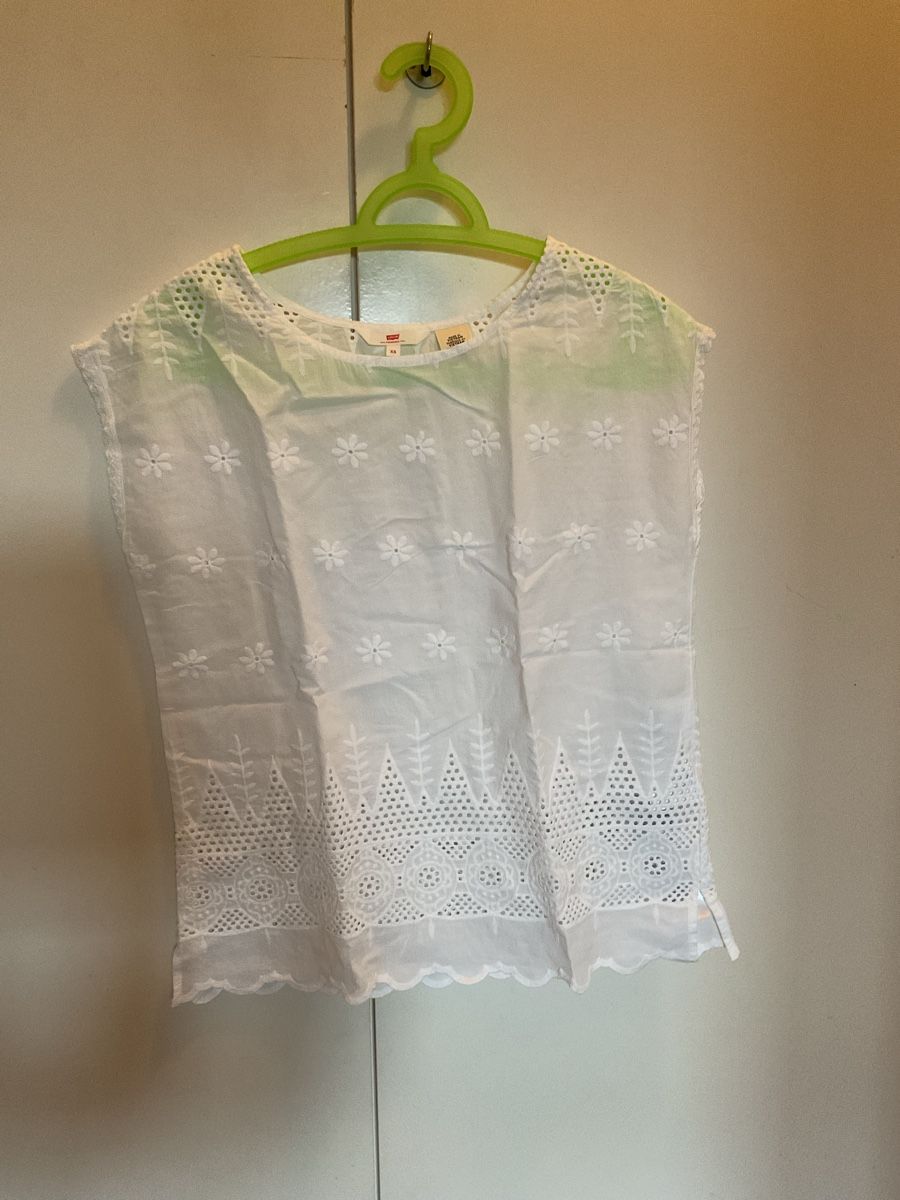 Levi's T-shirt: T-shirt LEVIS – Nuovo e nell'imballaggio originale da Meyrin venduto da The_Top_Dressing