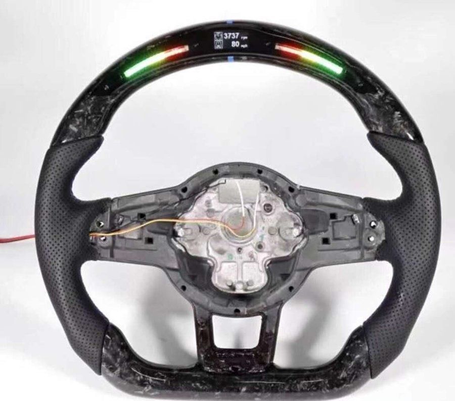 Volkswagen Tutti pezzi di ricambio auto: VW Golf 7/7.5 LED Forged Carbon Lenkrad – Nuovo e nell'imballaggio originale da Volketswil venduto da Willis_Autoteile