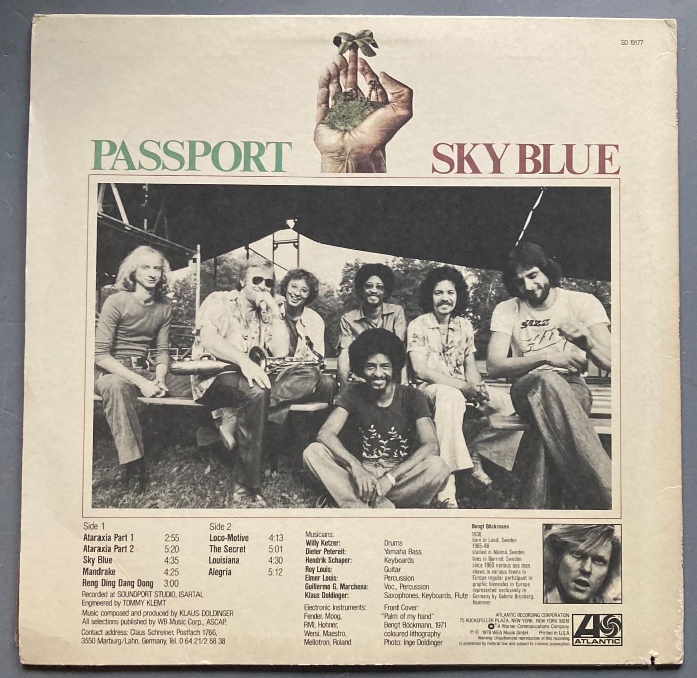 Vinyles: PASSPORT - SKY BLUE – D'occasion à Poliez-Pittet par Newtown-Records 1