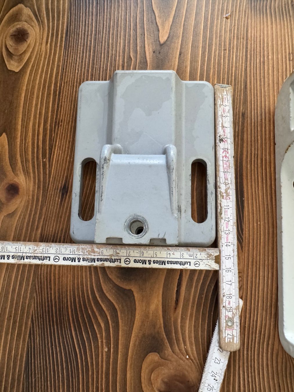 Supporti a parete: Storenhalterungen Metall 3 Stk. Gebraucht – Usato da Arisdorf venduto da imbeck 2