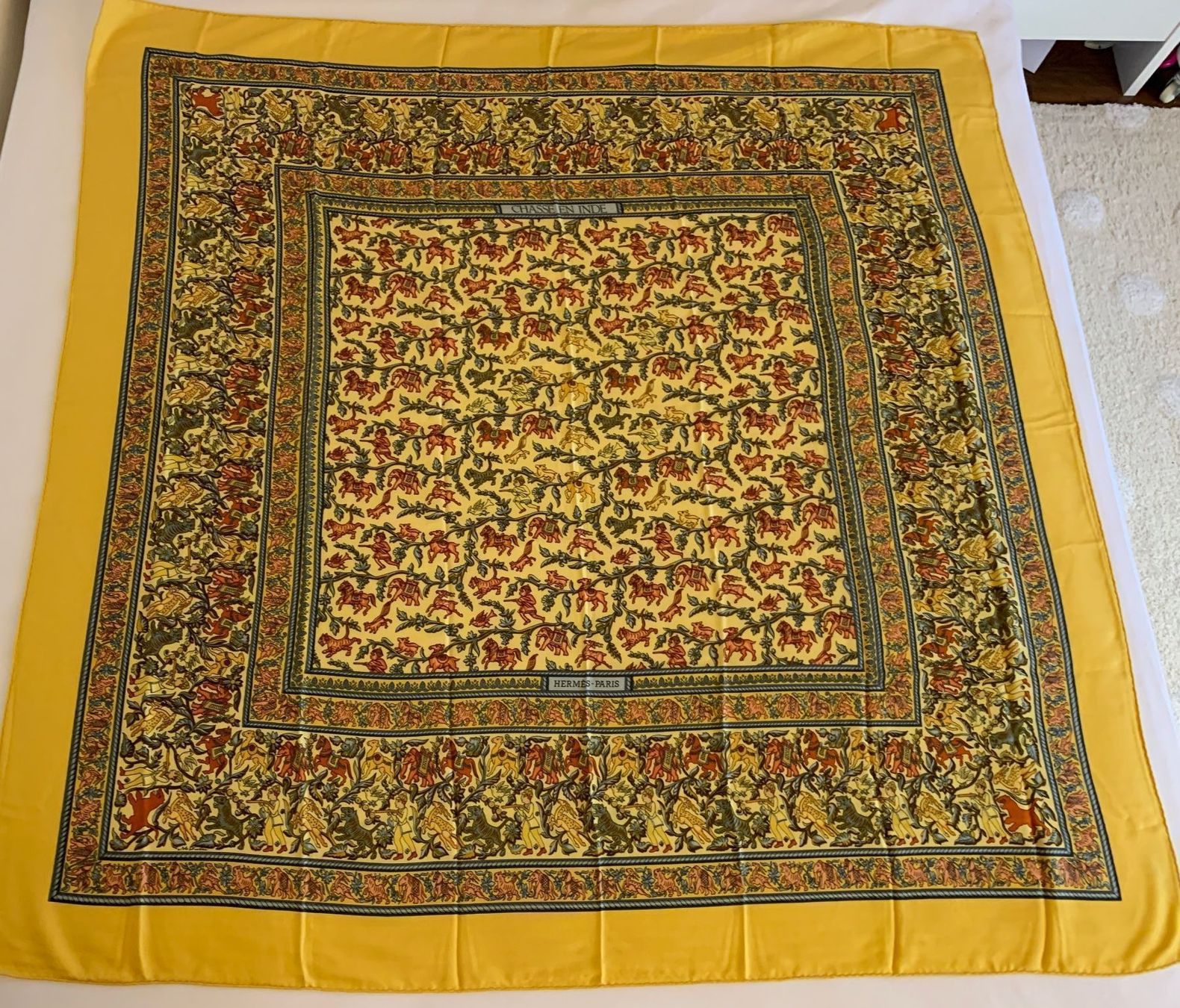 Hermès Foulards, Tücher & Schals: HERMÈS 140, Kaschmir Schal Vintage – Gebraucht aus Bützberg von Alexaborn