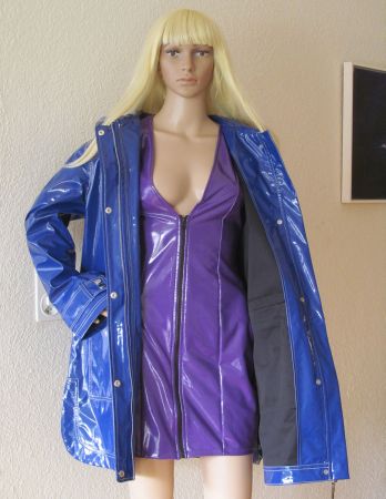 NEU blauer Lackmantel Regenmantel von Mainpol Gr. 44