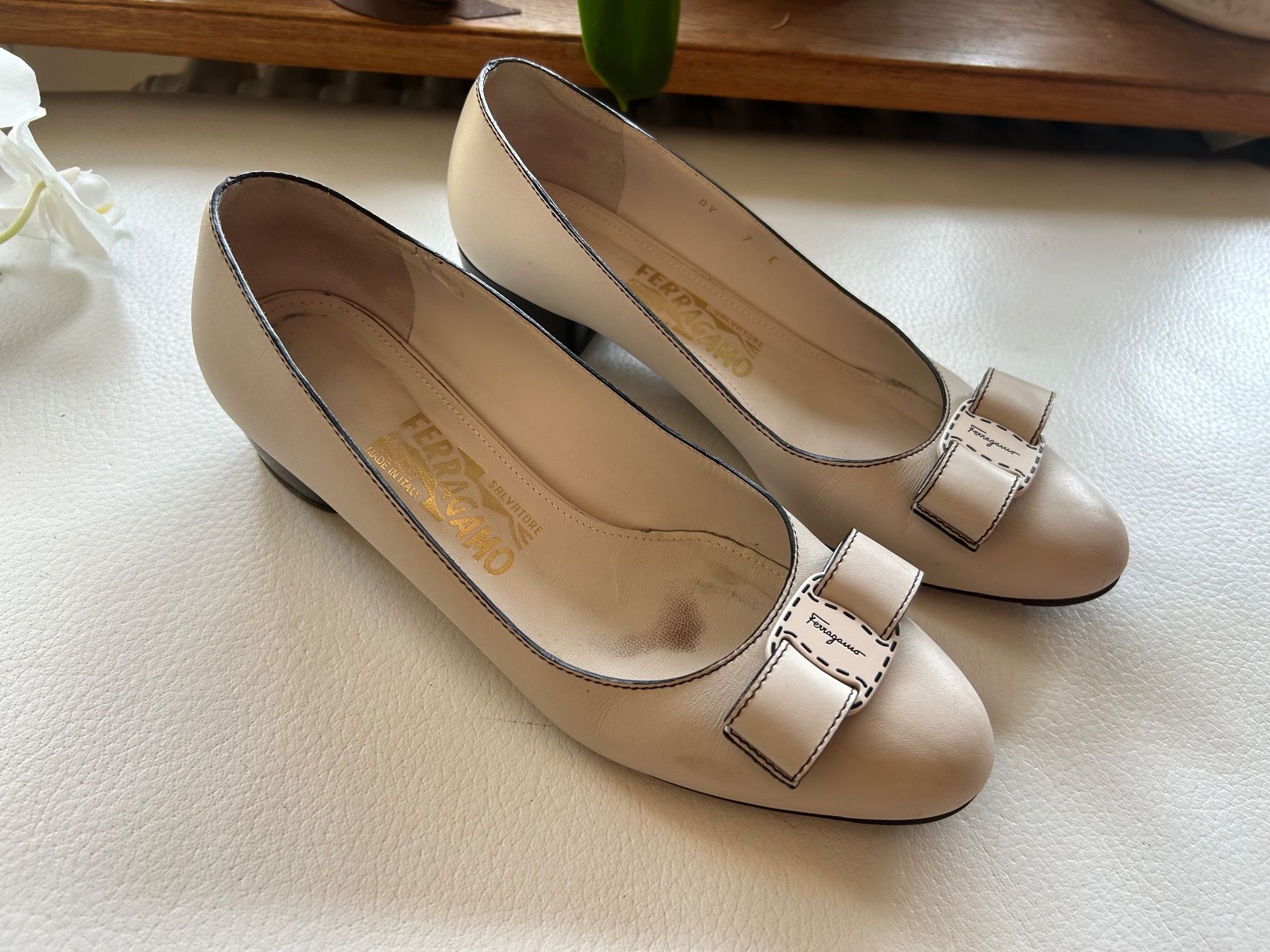 Salvatore Ferragamo Scarpe da donna: Salvatore Ferragamo (7.5) – Usato da Rüschlikon venduto da Tey_sl 3