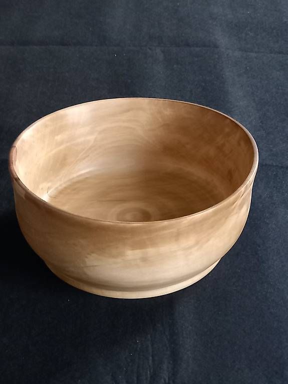 Ciotole: Holzschale, helles Holz, Handarbeit, Durchmesser 20 cm – Usato da Wynigen venduto da haexji01 4