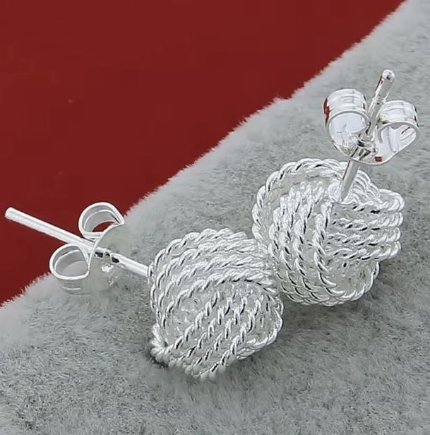 Ohrringe & -stecker: Kleine Ohrstecker versilbert mit 925er Silber – Neu (gemäss Beschreibung) aus Grenchen von maretop 1