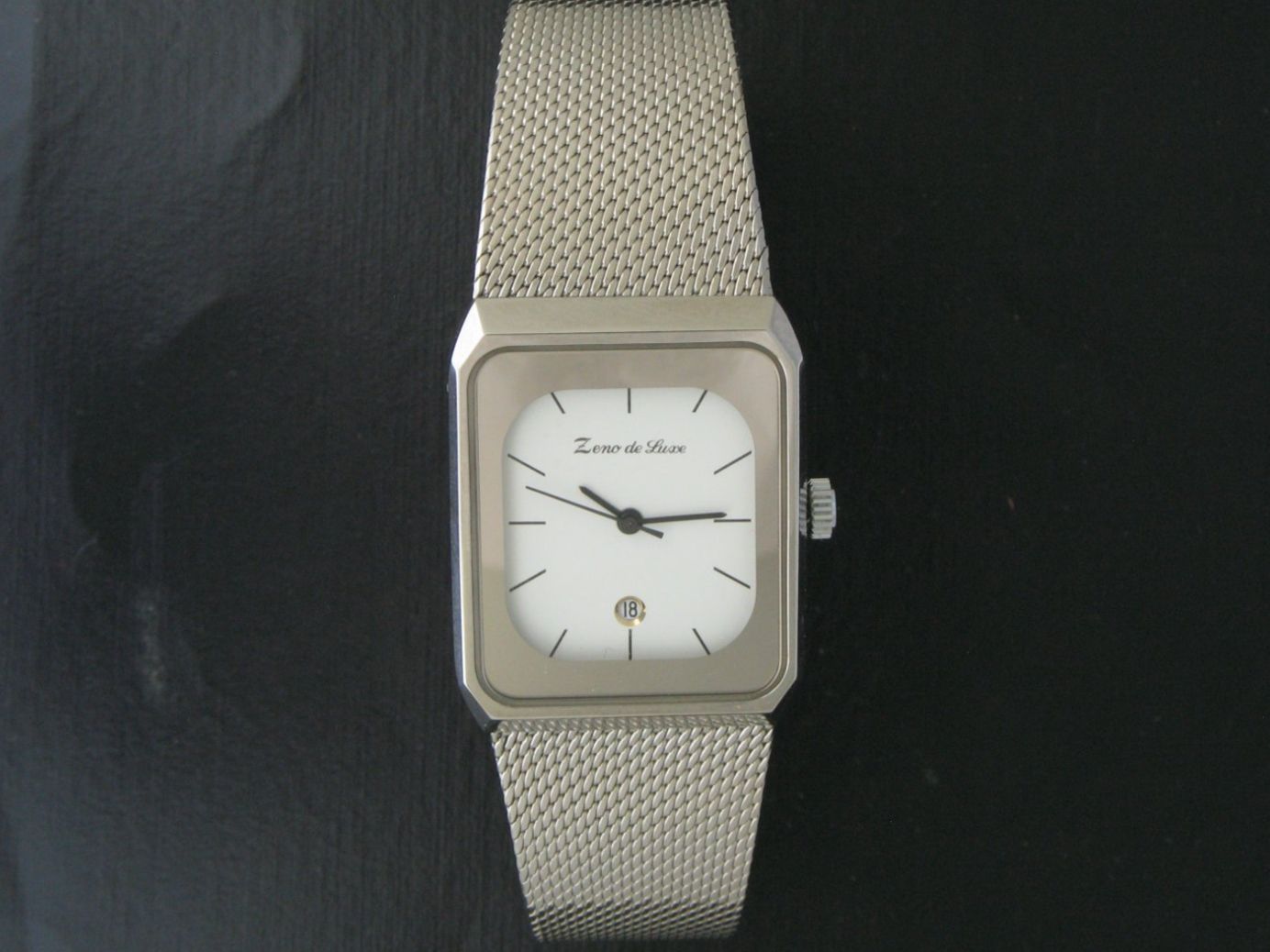 Montres: ZENO BASEL Swiss de Luxe Automatic Date neu – Neuf (Voir description) à Hirzel par Dukduk 1