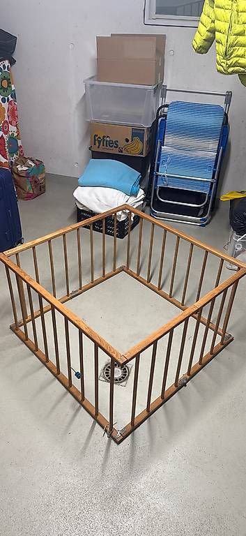 Box & Barriere di sicurezza: Laufgitter Holz – Usato da Alchenstorf venduto da nadine.zbinden