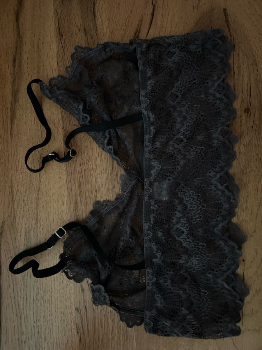 Altra biancheria intima: Bralette grau – Usato da Lyss venduto da dom_tj5h 1