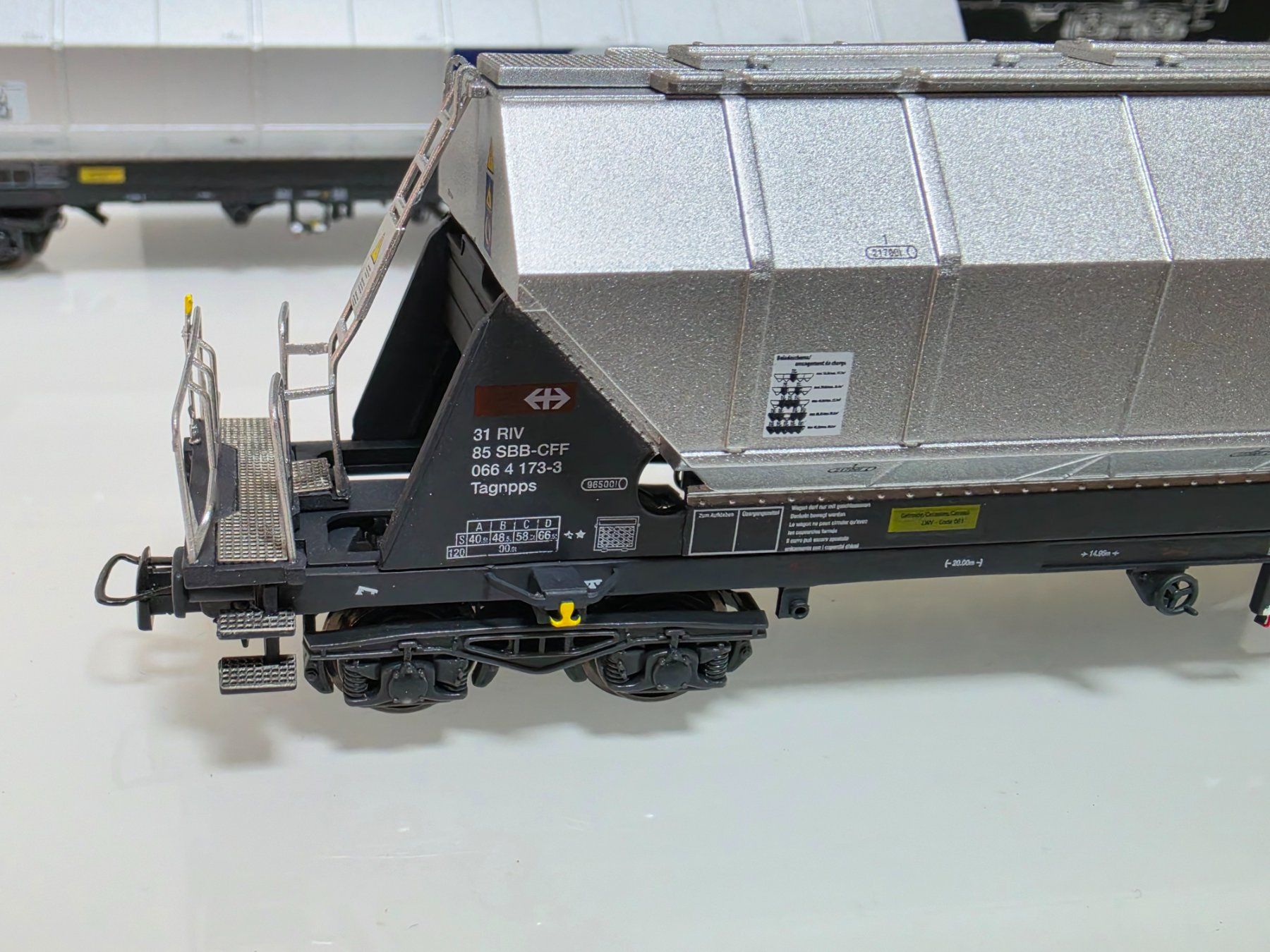 Modellini di ferrovie: B-Models SBB Cargo Wagenset neu – Nuovo e nell'imballaggio originale da Neuenhof venduto da ludovicco 1