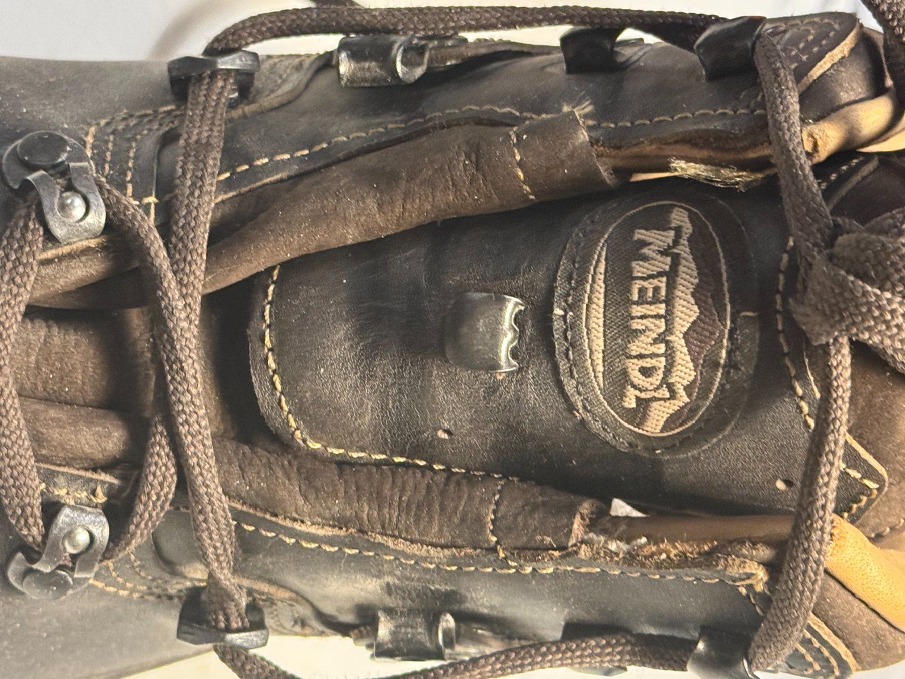 Meindl Scarpe da uomo: Meindel – Herren Wanderschuhe – Usato da Benglen venduto da gbenglen 1