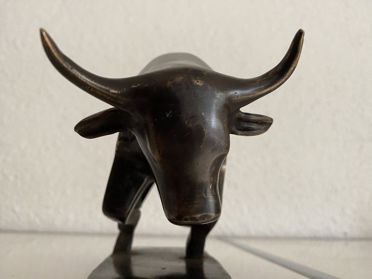Sculture & Statue: Moderne Bronze, dynamischer Stier, H. Bounder – Nuovo e nell'imballaggio originale da Zürich venduto da eileenchen1 5