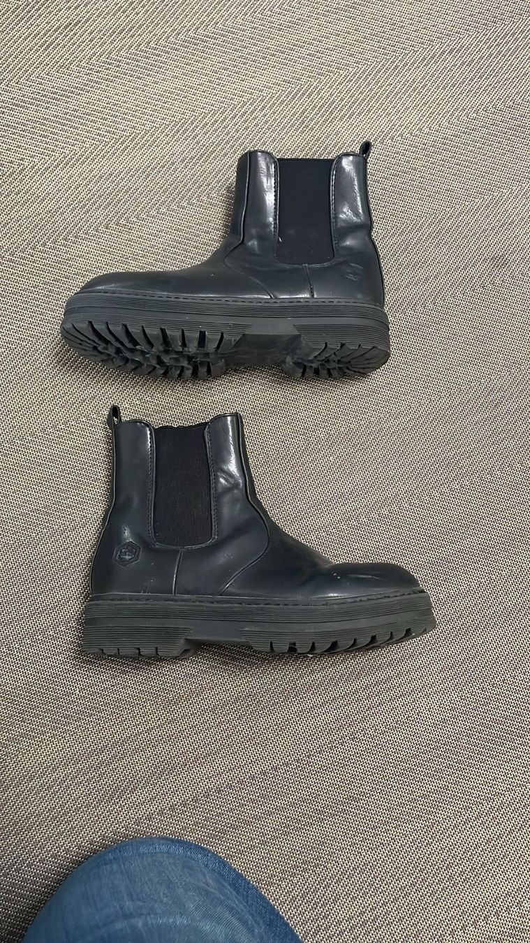 Scarpe per ragazze: Stiefeletten Lumberjack 33 – Usato da Ennetbaden venduto da rossy2312 1