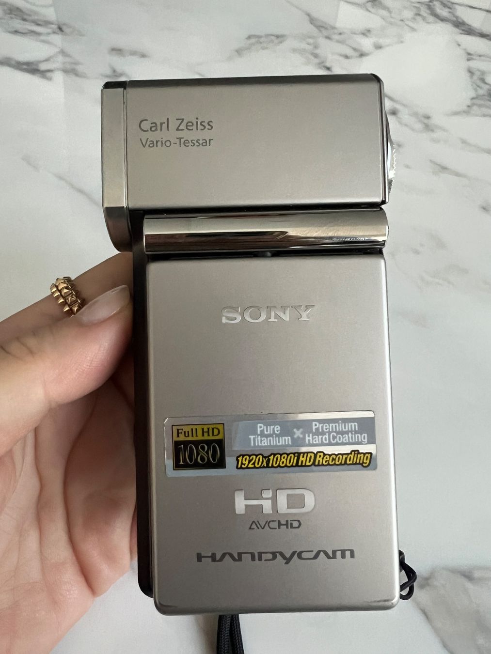 Sony Videocamere: Sony Handycam HDR-TG1E – Nuovo (secondo la descrizione) da weggis venduto da Minusio12 3
