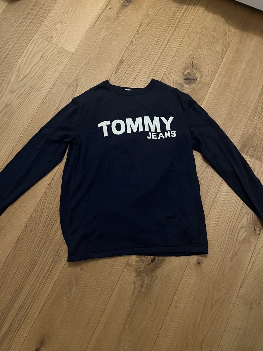Tommy Hilfiger Maglioni & Felpe: Tommy Jeans Pullover – Usato da Luzern venduto da sydney01.