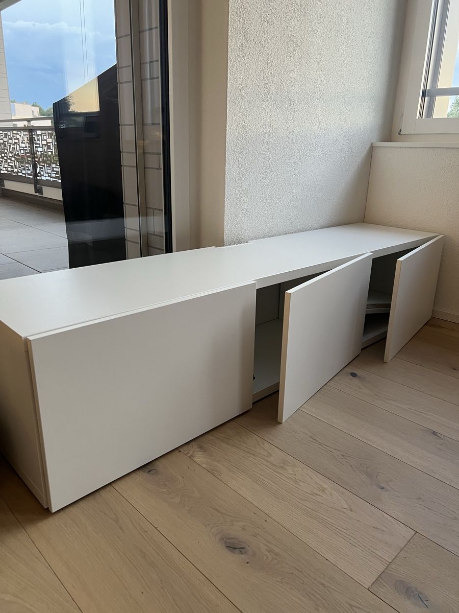 Meubles TV: Lowboard / Sideboard – D'occasion à Uitikon Waldegg par pet_czx8