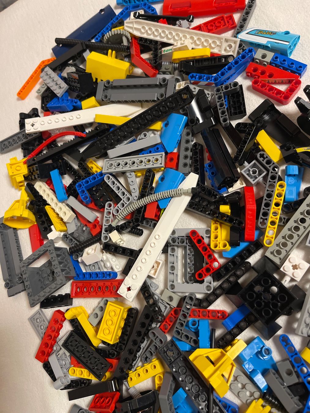 Lego Giocattoli: Lego - Viel Technik Teile – Usato da Gelterkinden venduto da cobra0110 2