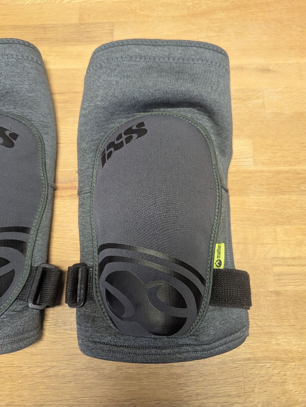 IXS Protezioni & Imbottiture: iXS Flow EVO+ Knieschoner – Usato da Stans venduto da angelajanequick 1