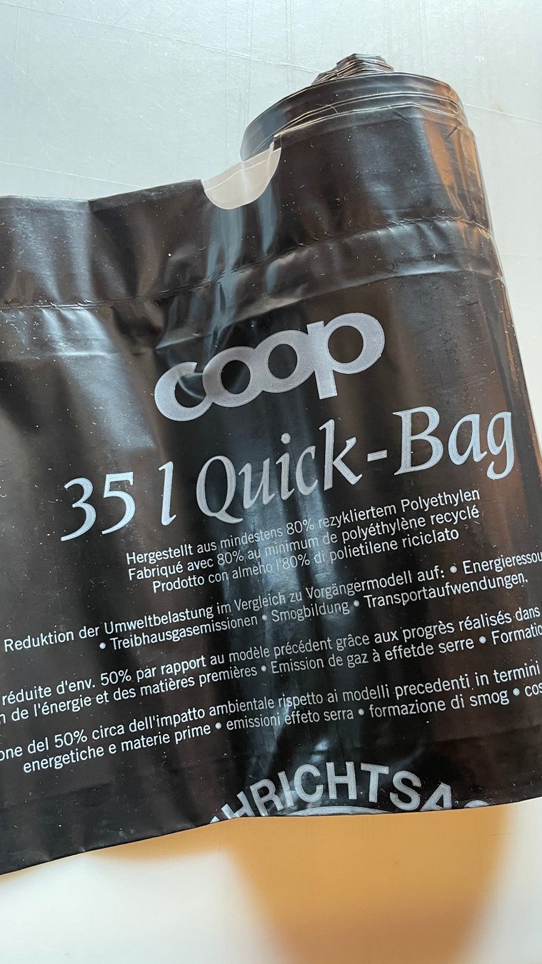 Cestini per rifiuti: 19 Stk. Quick-Bag Kehrichtsäcke, 35 Liter – Nuovo (secondo la descrizione) da Glattfelden venduto da cybermaxx 1