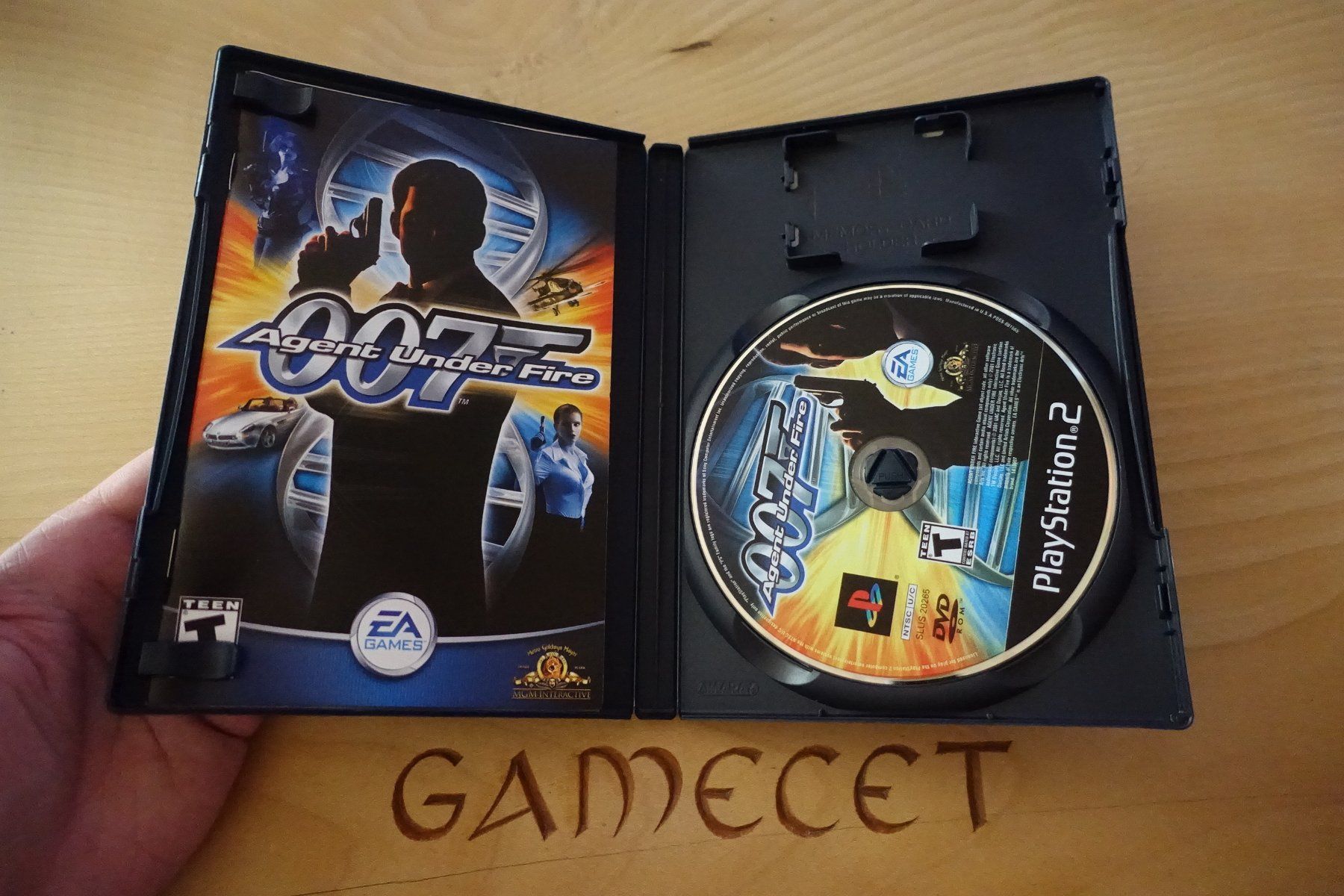 Sony Jeux: James Bond 007: Agent Under Fire - Amerika – D'occasion à Steinach par Gamecet 3
