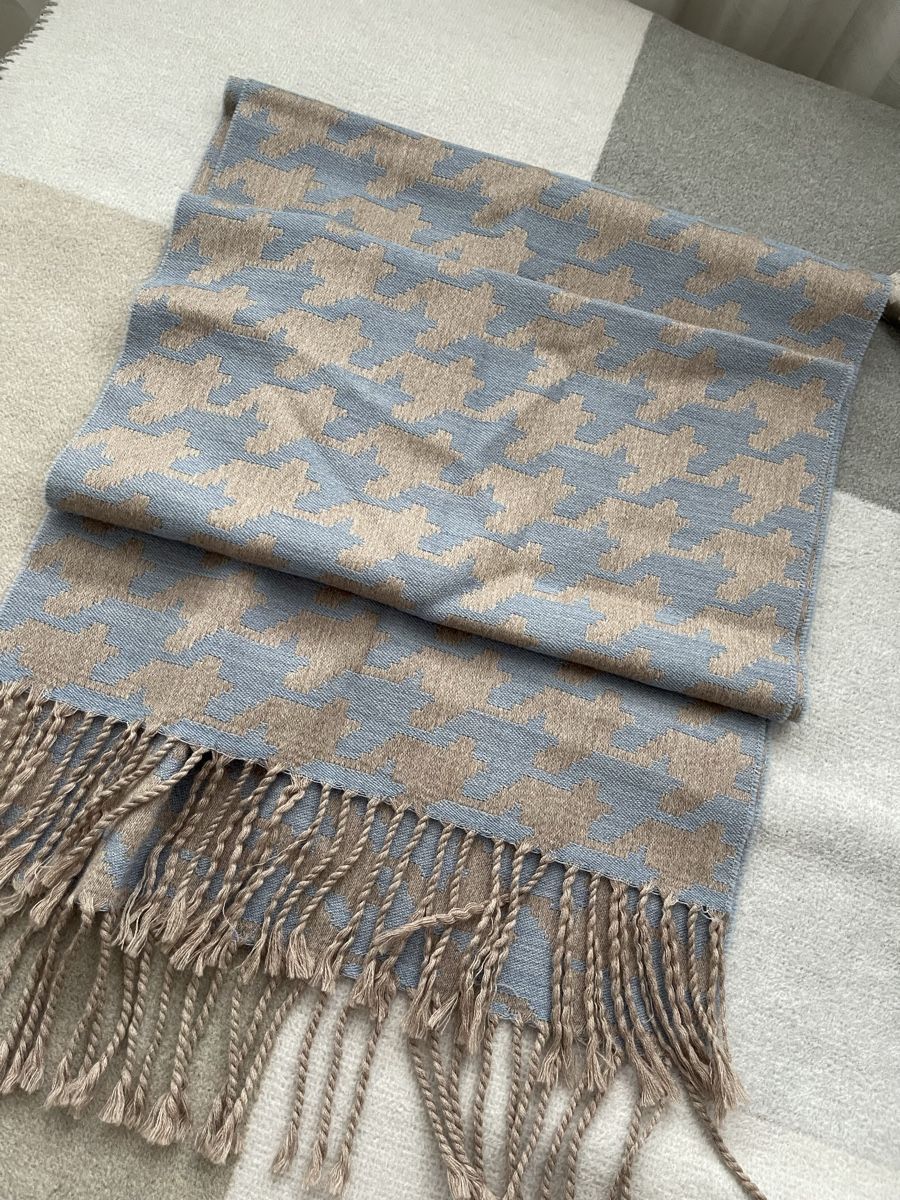 Foulard & Sciarpe: Luisa Spagnoli Schal Wolle – Usato da Wichtrach venduto da Adriana222 1