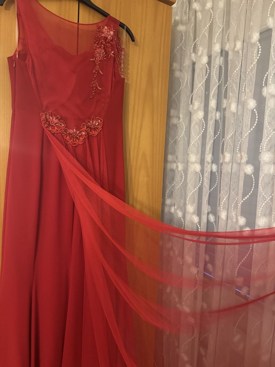 Kleider: Abendkleid – Neu (gemäss Beschreibung) aus Wetzikon ZH von sil_gxd6 5