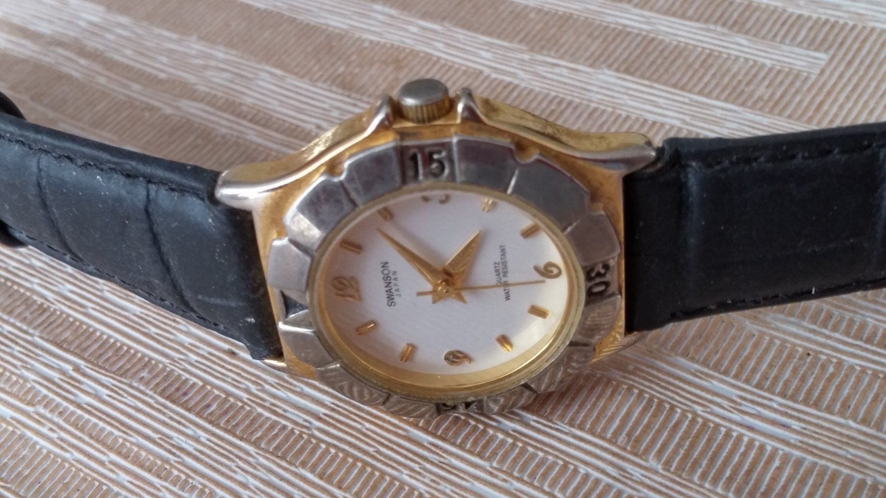 Orologi: schöne Swanson Japan Damenuhr – Usato da Zürich venduto da sendbad 1