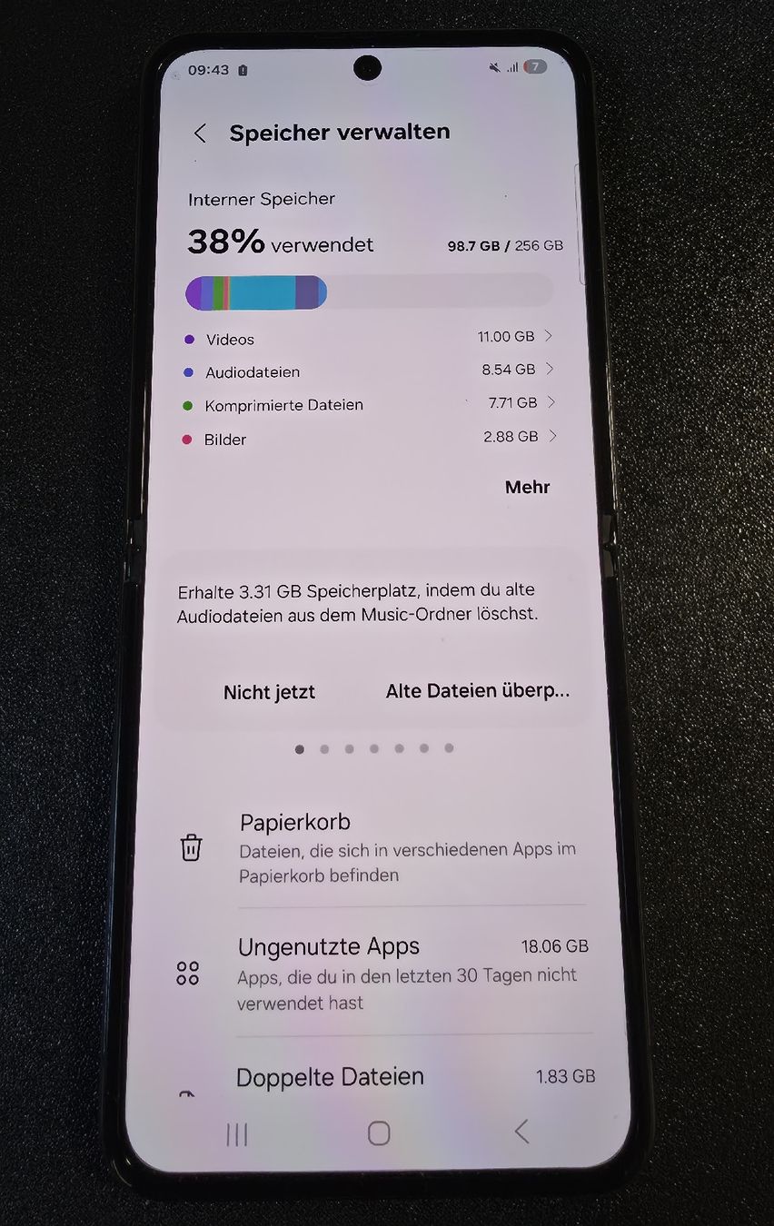 Samsung Portables: Z Flip 4 256gb – D'occasion à Büttikon AG par tri_b25d