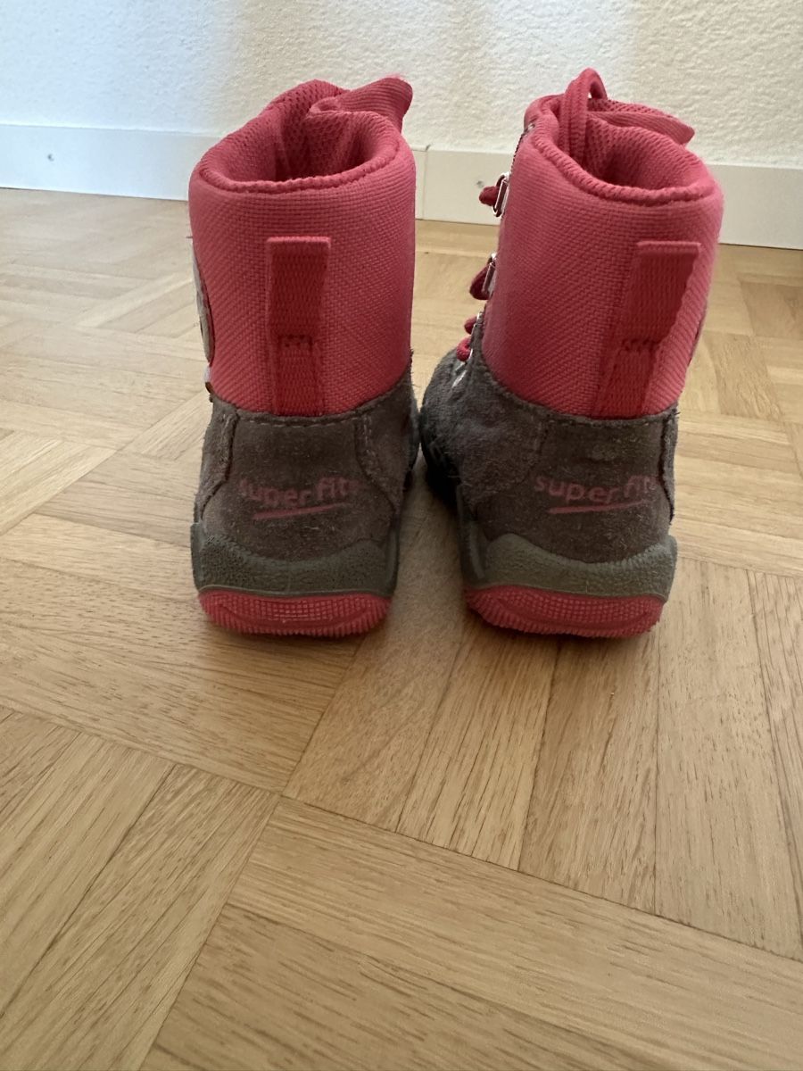 Scarpe per ragazze: Winterschuhe Gr. 20 – Usato da Köniz venduto da cyn_5gj9 2