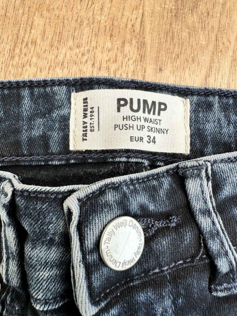 Jeans: Jeans pump – Usato da visp venduto da Kmemo1 1