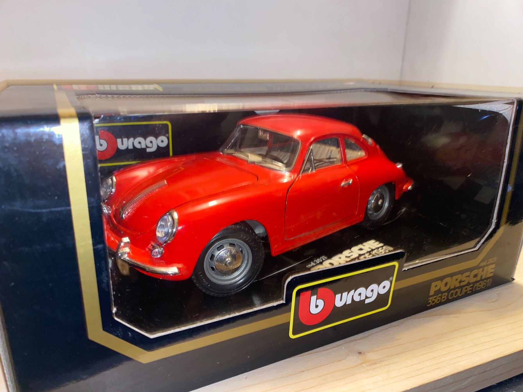 Porsche Modellini d'auto: Porsche 356 B Coupe 1/18 – Nuovo (secondo la descrizione) da Wohlen AG venduto da PrivatSammlung