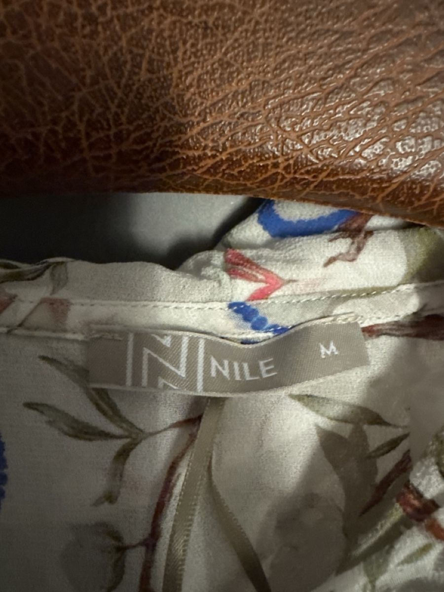 Nile Camicette: Nile Bluse, Gr. M, Sommerbluse mit Blumenmuster. – Usato da Niederscherli venduto da Doene0 2