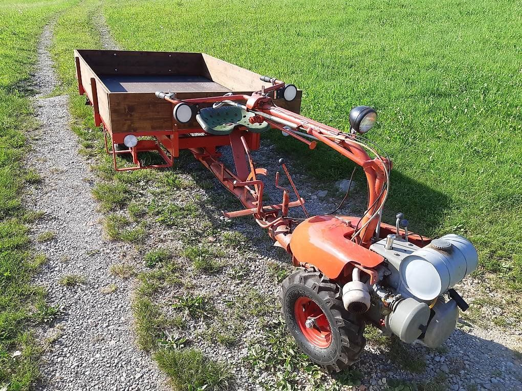 Bucher Tutte le macchine: Einachser Bucher K4 mit Anhänger – Usato da Herisau venduto da rensig