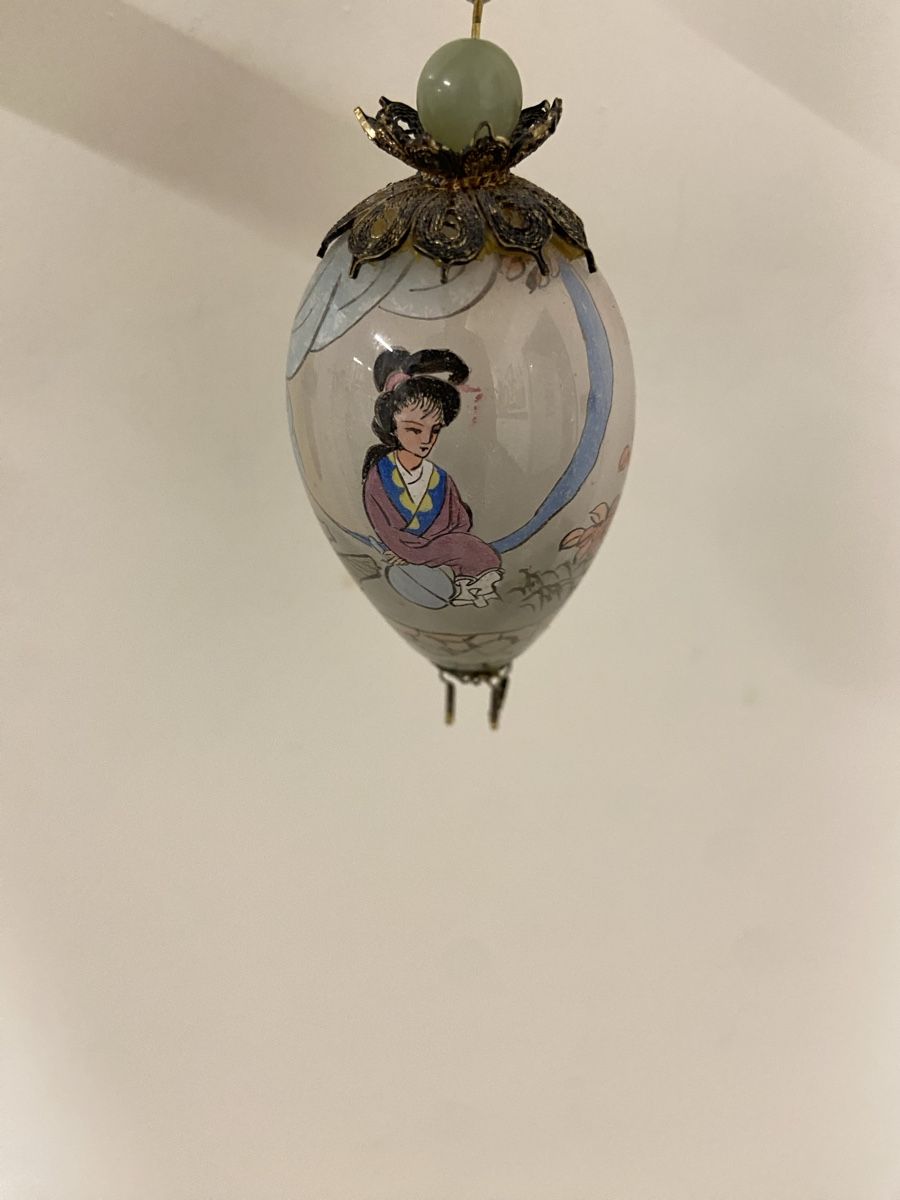 Figurines: Chinesische -Ei mit Malerei  – D'occasion à Dietikon par brocki-eyra