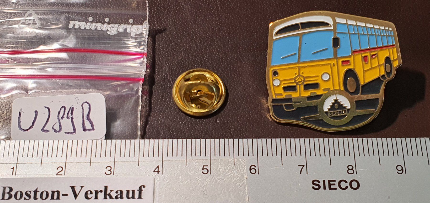 Saurer Plaketten & Abzeichen: U289B - Pin Post PTT Postauto Bus Saurer – Gebraucht aus Reinach BL von Boston-Verkauf 1