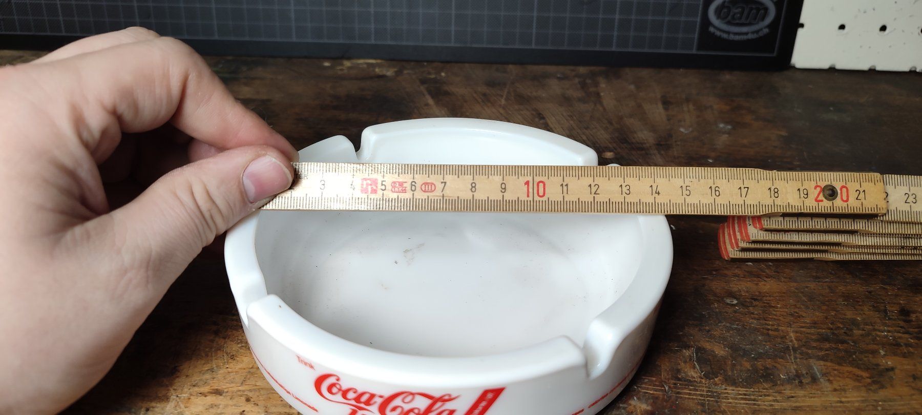 Coca-Cola Portacenere: Wunderschöner COCA COLA Aschenbecher  und Flaschenöffner – Usato da Gelterkinden venduto da MYSTOREFORYOU4460 9