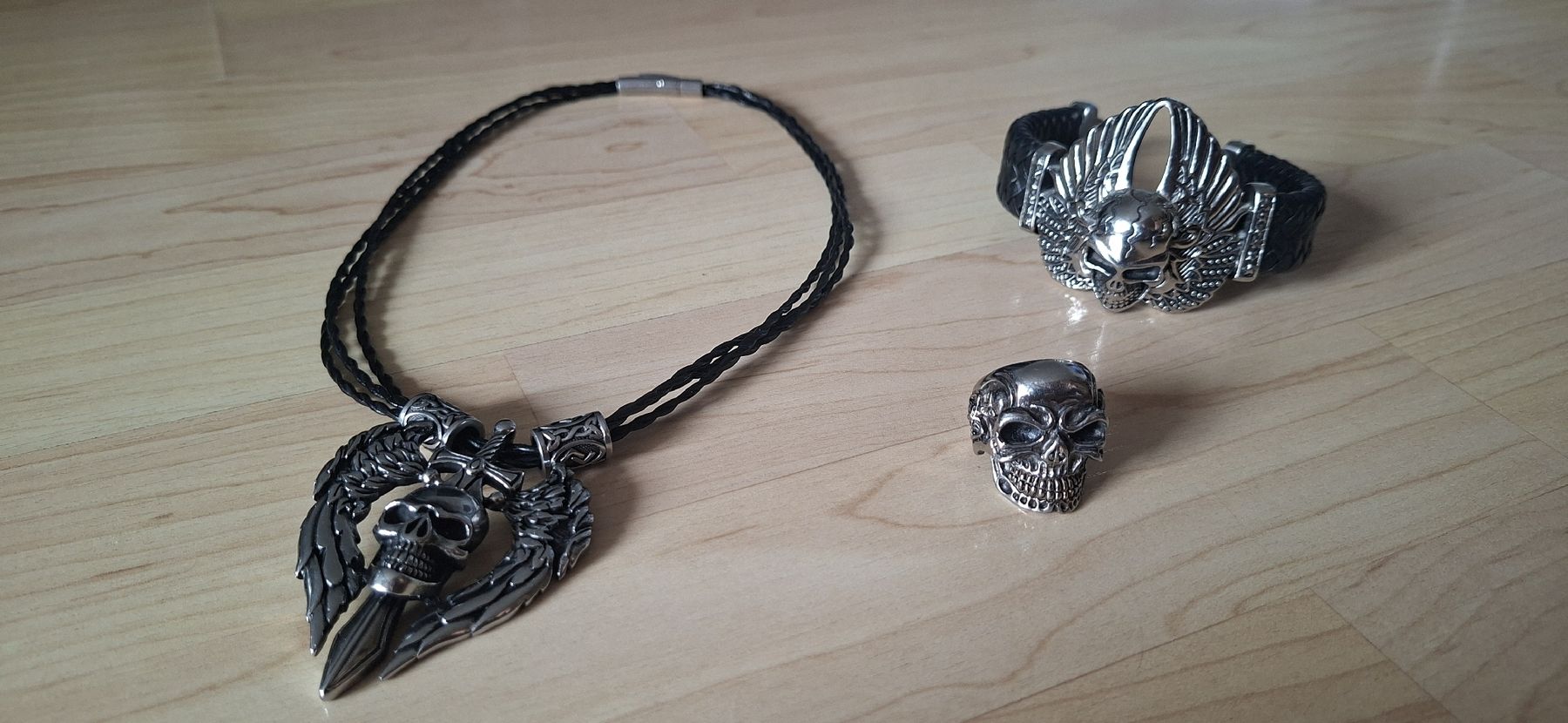 Altri gioielli: Herren Schmuck Edelstahl Leder Skull – Usato da Bern venduto da Stalino 7