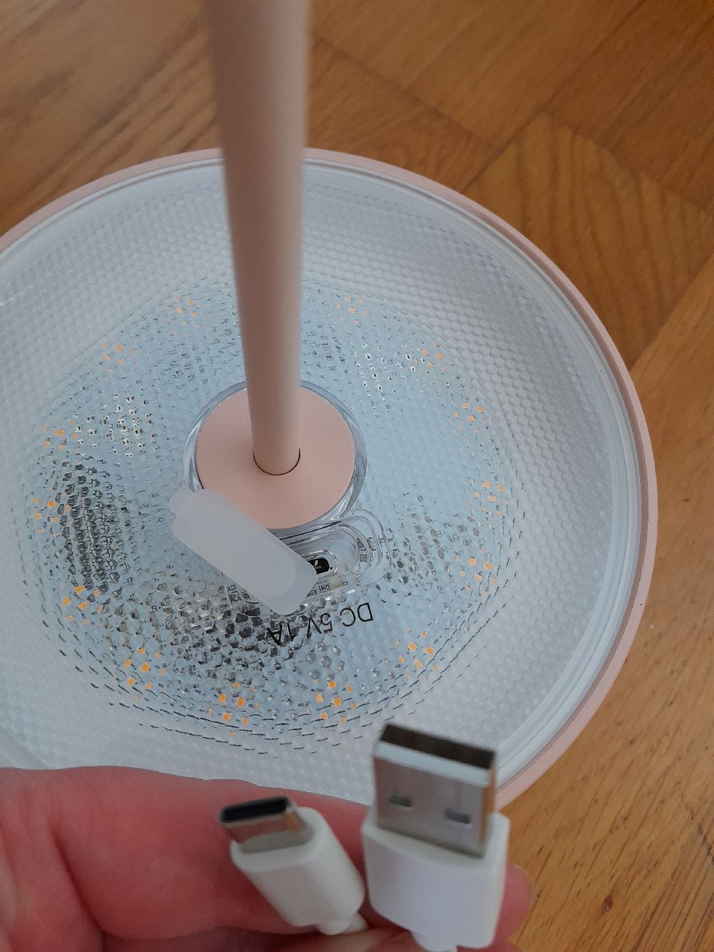 Lampen: Tchibo LED-Akku-Tischleuchte rosa – Neu (gemäss Beschreibung) aus Zürich von mel_nj78 6