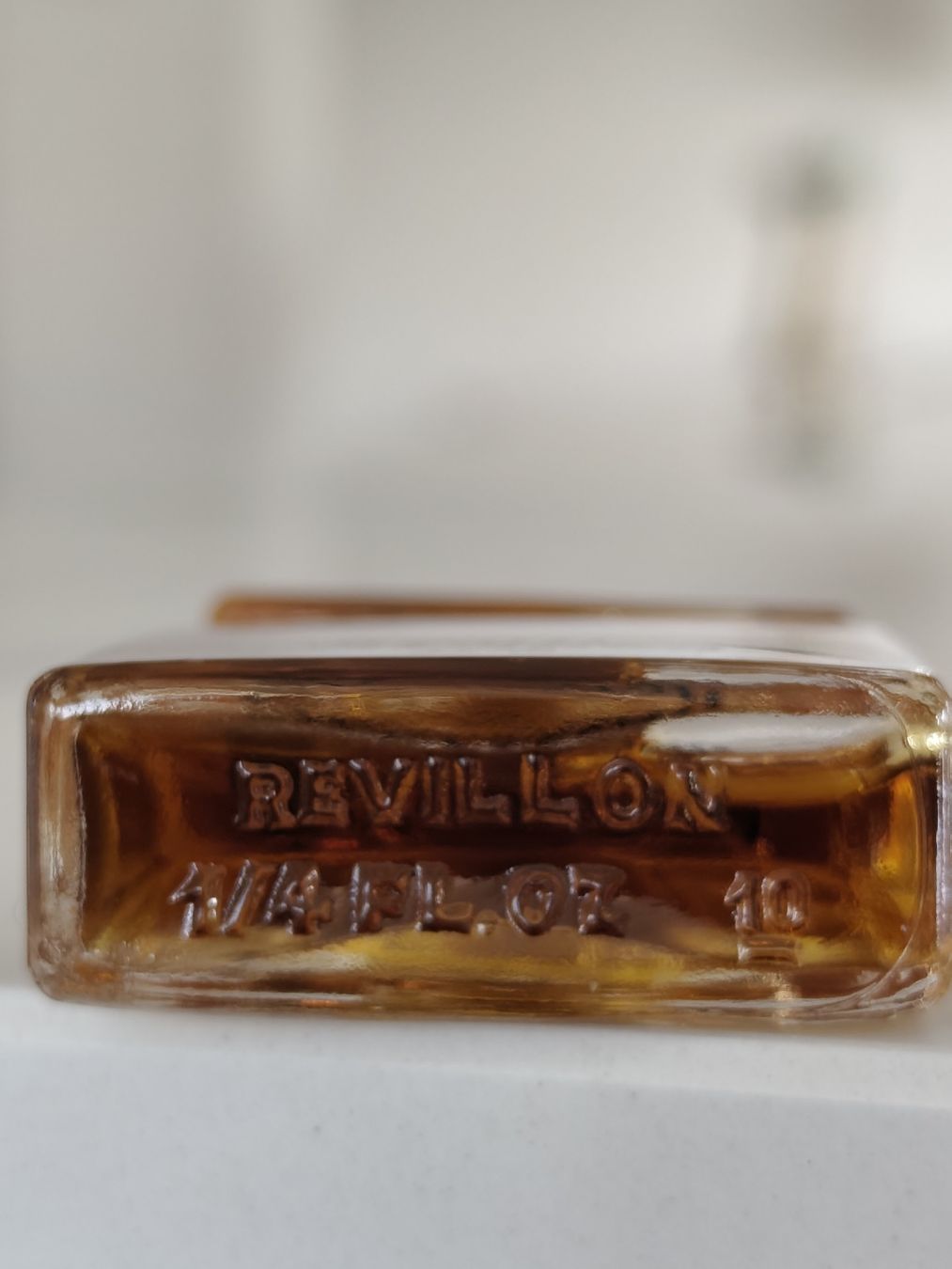 Profumi & Eau de Toilette: Parfume Revilon 4 / 7.5 ml – Nuovo (secondo la descrizione) da Männedorf venduto da Ursik_OnlineShop 3